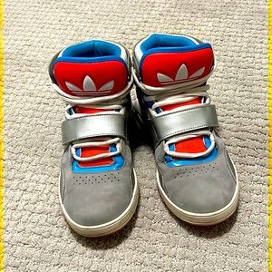 Adidas Womens sneakers